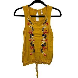 🚨LAST CHANCE Xhilaration Mustard Sleeveless Floral Top Yellow Size Extra Small